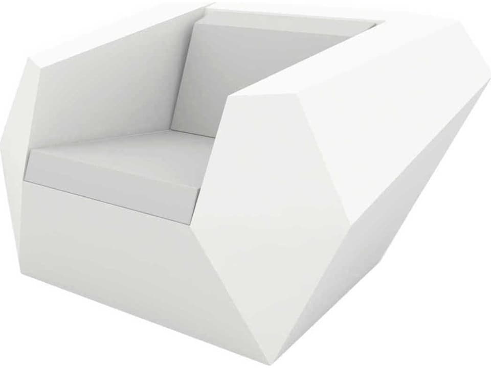 Faz Lounge Chair Modern Outdoor Seating