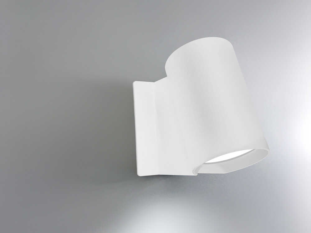 Artemide Oblique Outdoor Wall Light in White