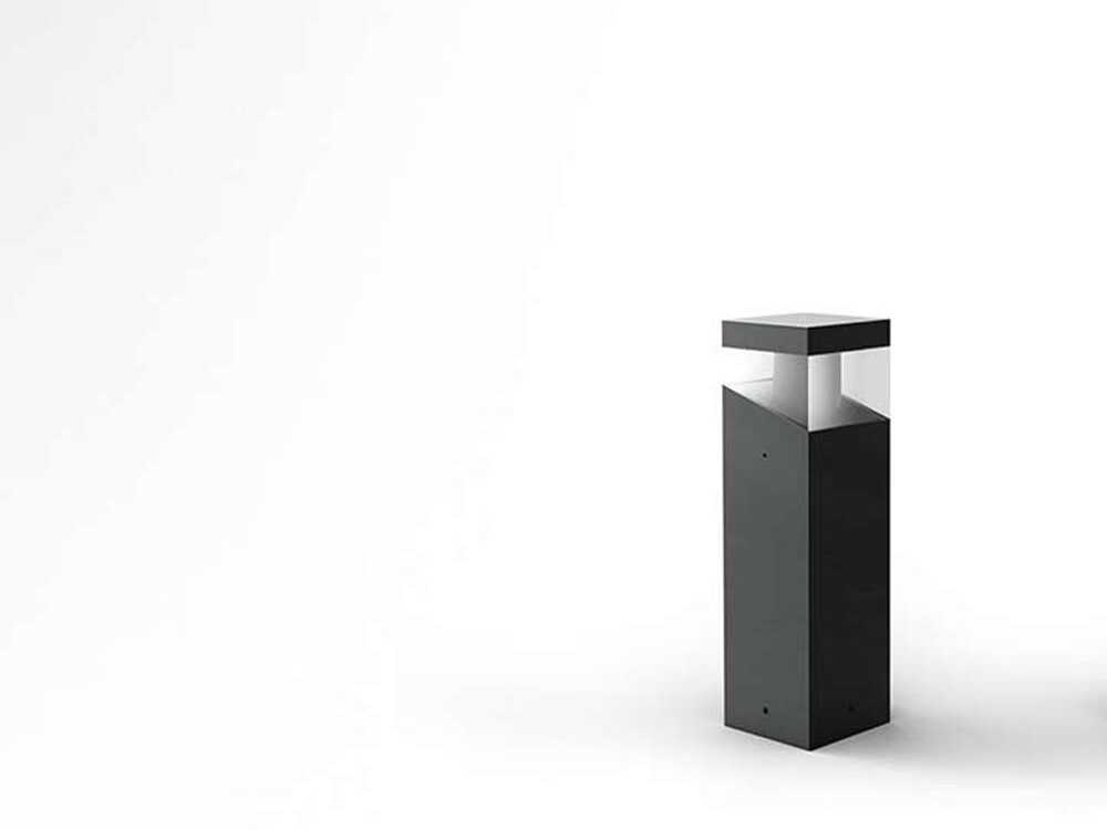 Artemide Tetragono Outdoor Path Light in Anthracite Grey