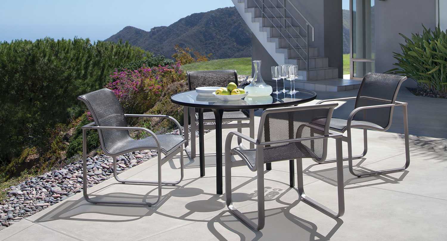 Brown Jordan Quantum Parabolic Aluminum Arm Chair 45902000