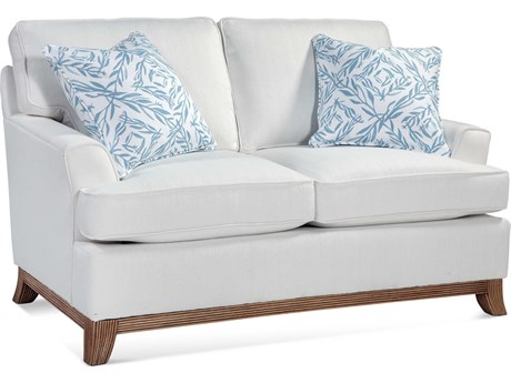 Braxton Culler Oaks Way Upholstered Loveseat