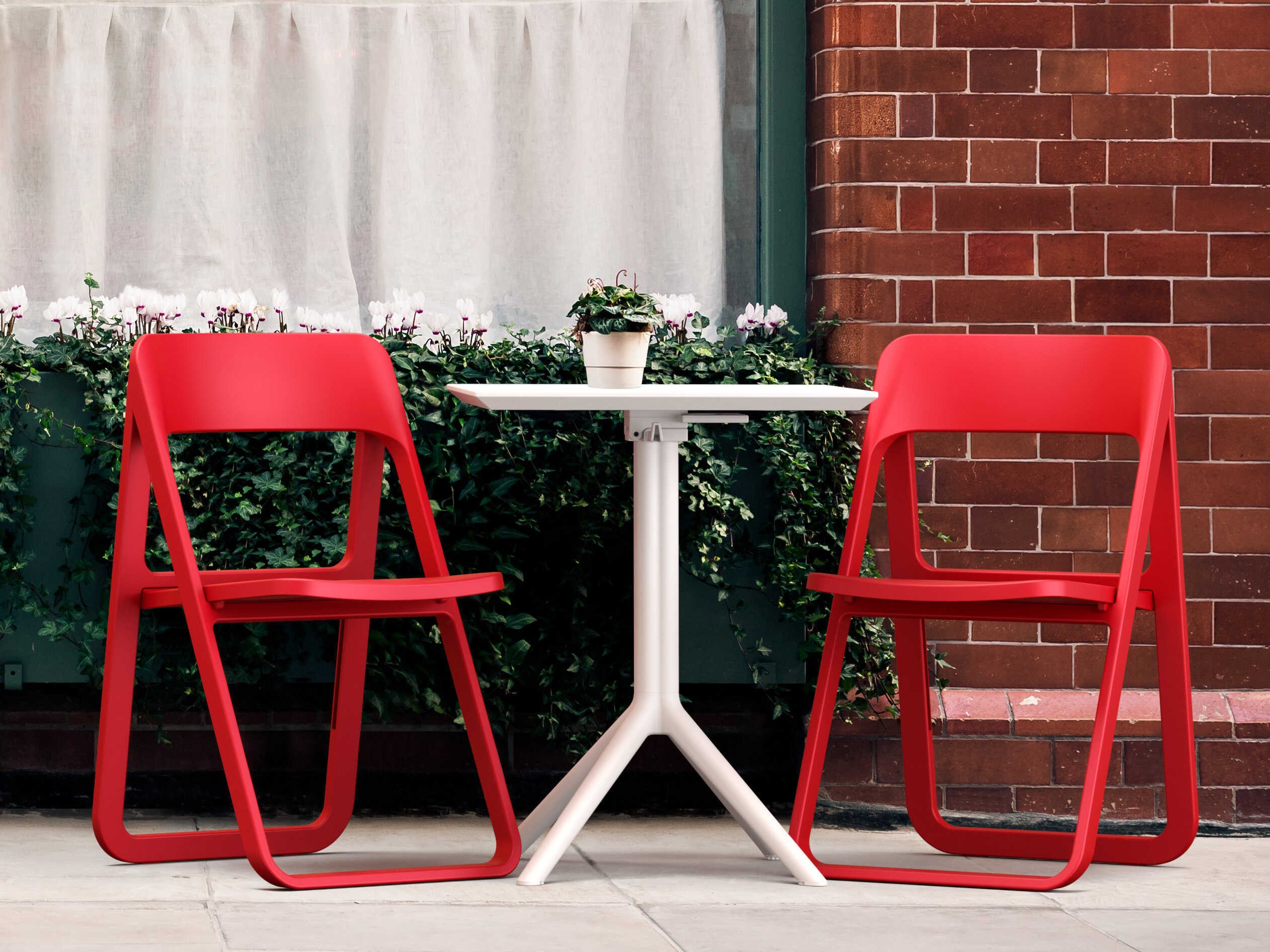 Compamia Dream White Red Polypropylene Dining Set