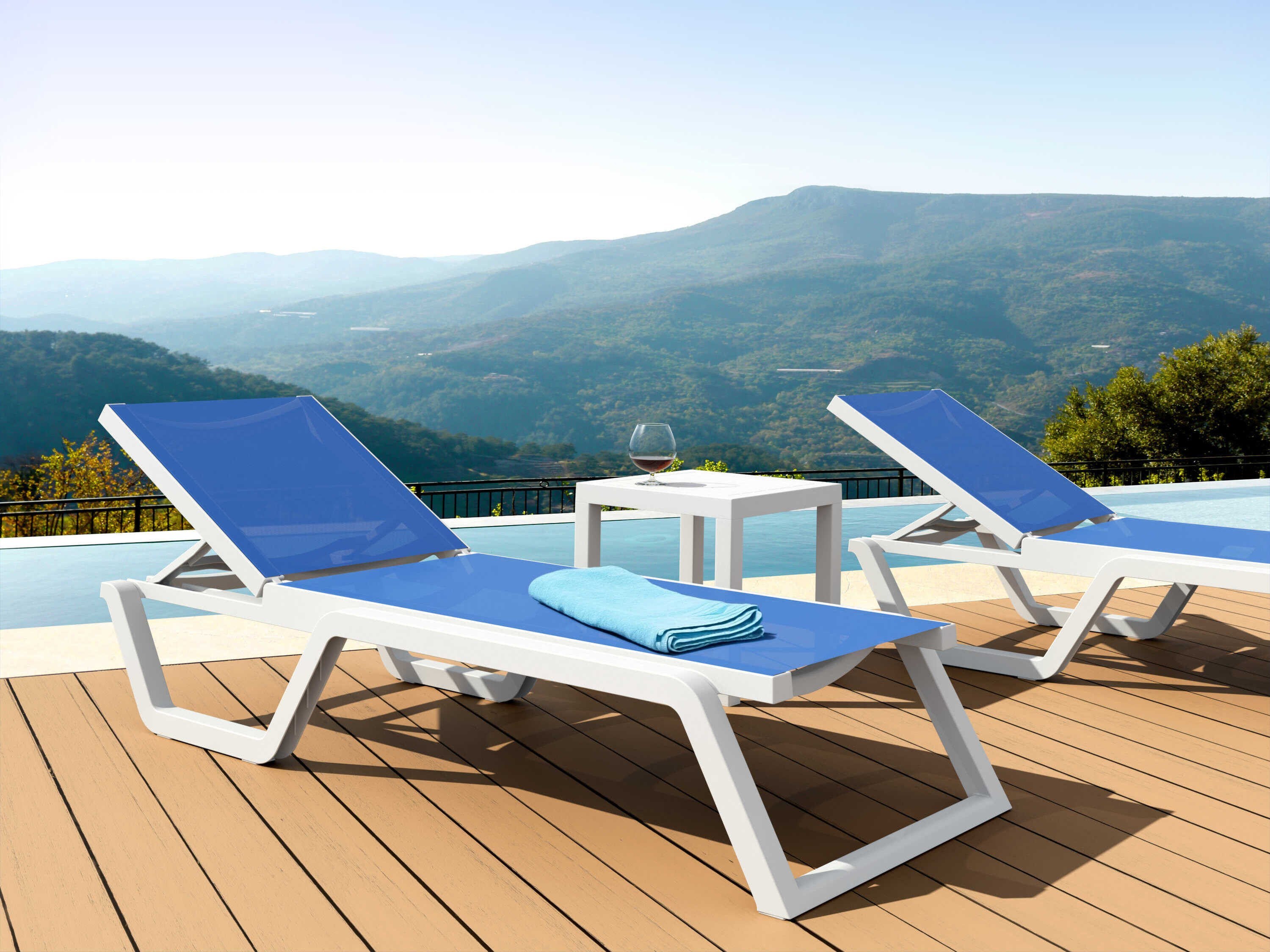 Compamia Rio Polypropylene Sling Lounge Set