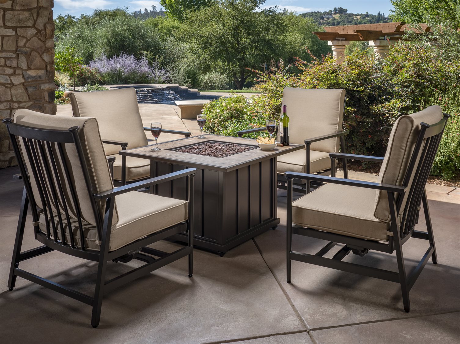 Foremost Casual Hillcrest Black Aluminum And Steel 5 Piece Fire