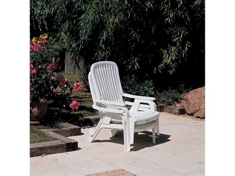 Grosfillex Bahia Resin White Deck Lounge Chair Set