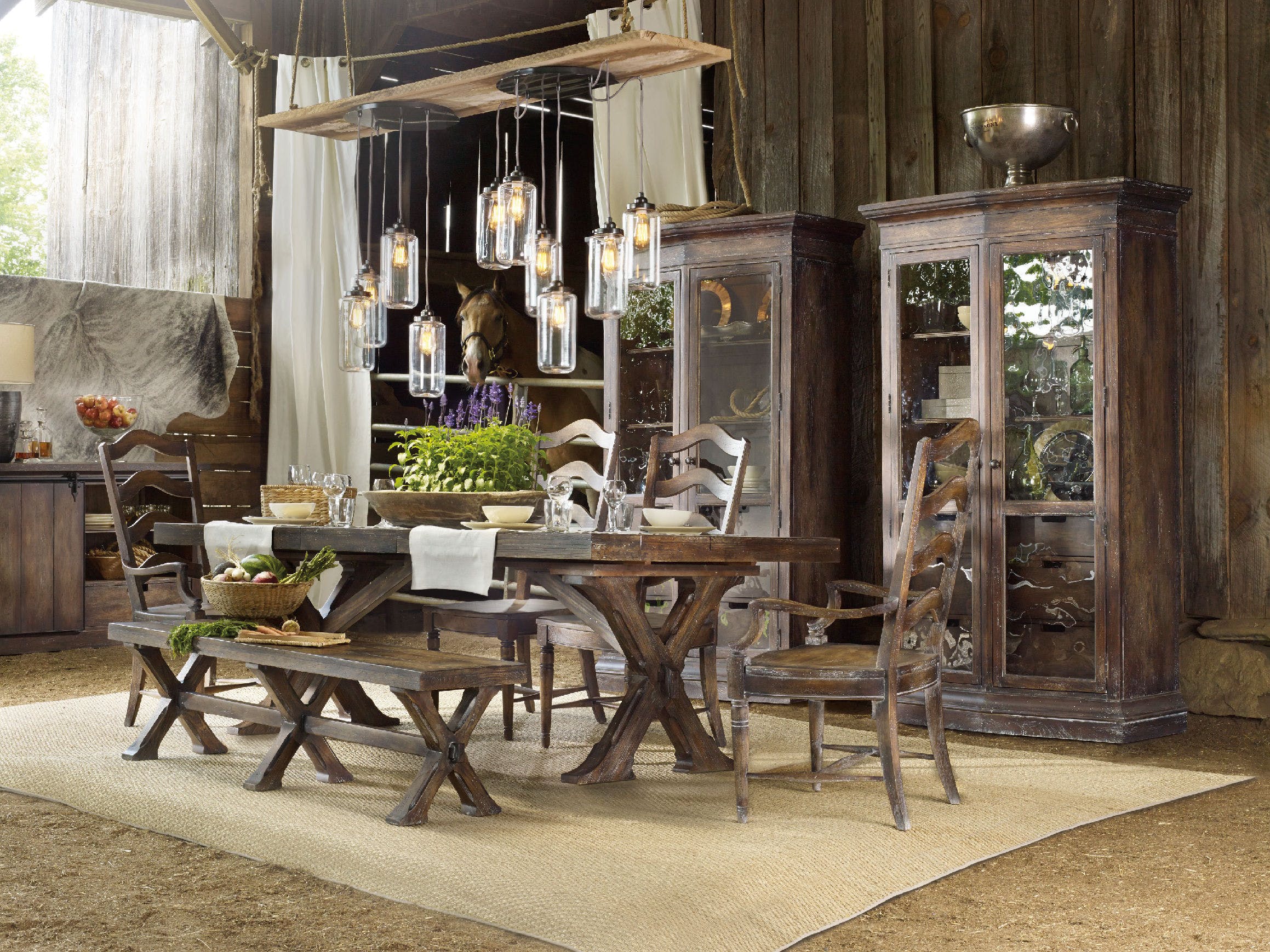 Hooker Furniture Willow Bend Dark Wood Display HOO534375906