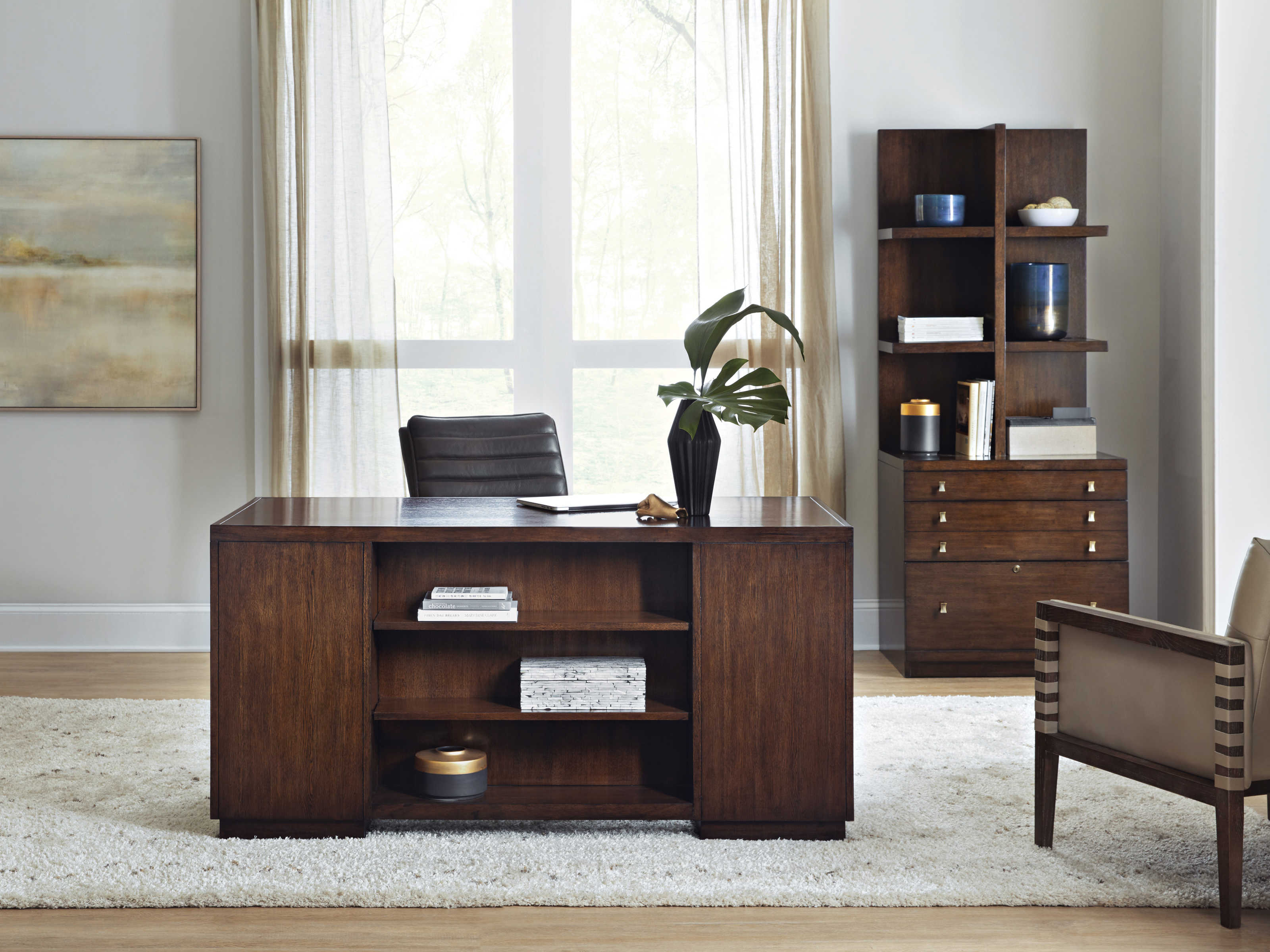 Hooker Furniture Apprentice Dark Wood Executive Desk HOO58411056385