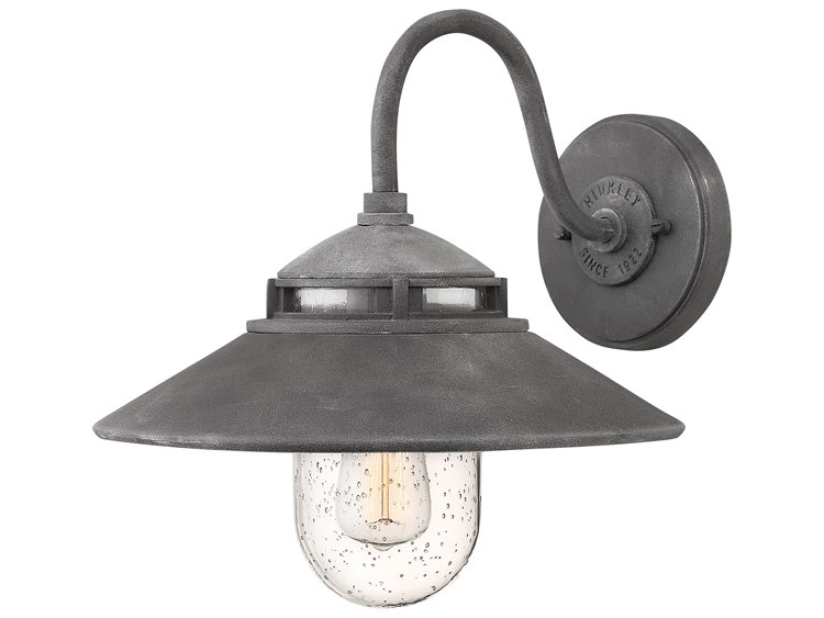 Hinkley Atwell Outdoor Wall Light
