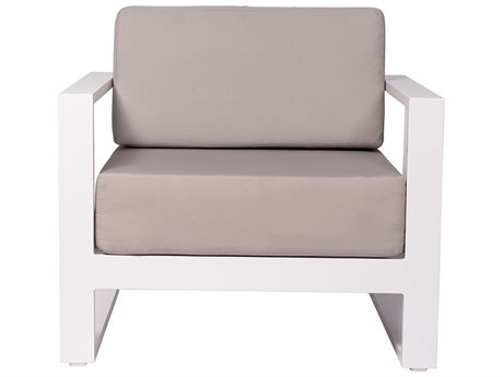 Schnupp Patio Aruba Aluminum White Lounge Chair in Cast Silver