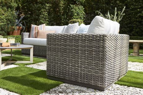 Lane Venture Hyannis Lounge Set