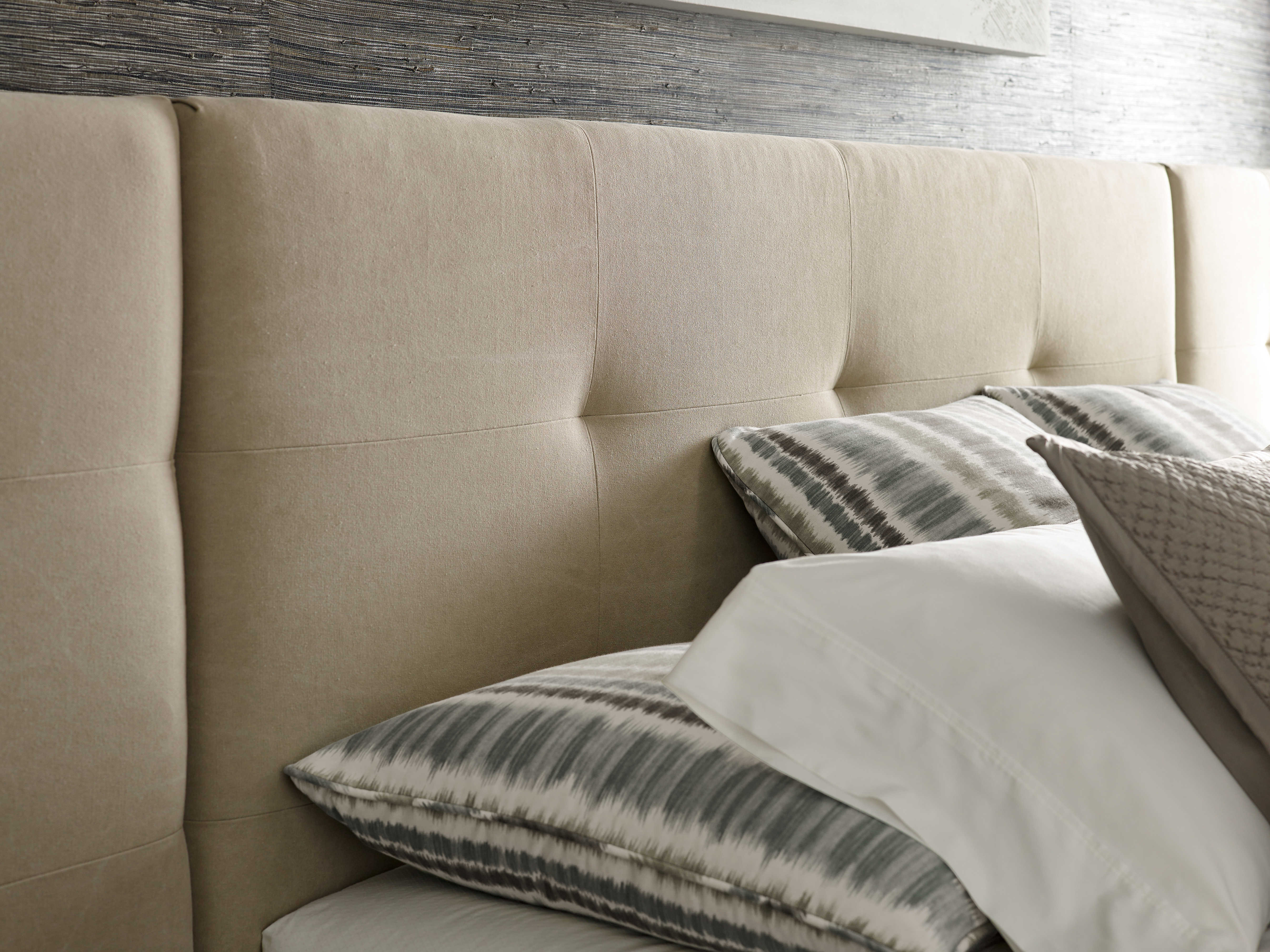 Legacy Classic Furniture Austin By Rachael Ray Barton Queen Platform