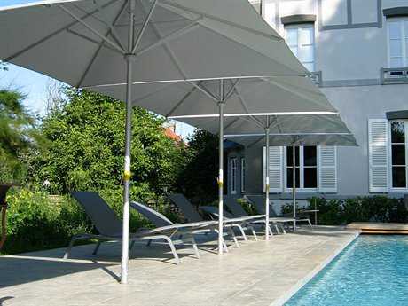 Luxury Outdoor Umbrella GardenArt - Design And Upscale ... In Manorhaven, New York