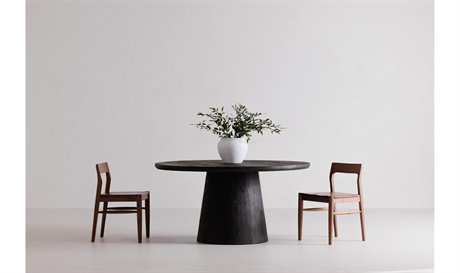 Moe's Home Owing Dining Set