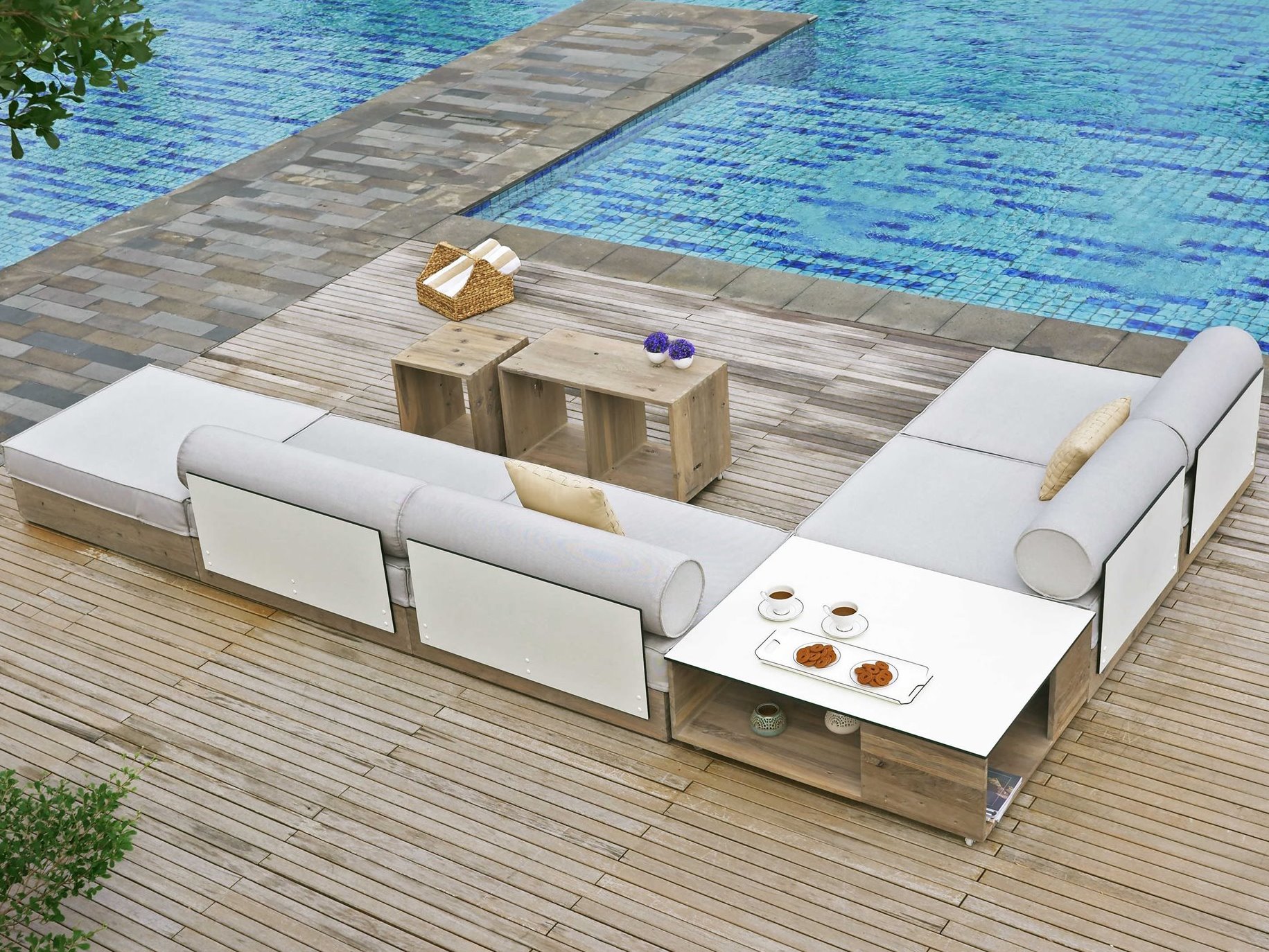 Mamagreen Aiko Teak Cushion Outdoor Patio Lounge Set