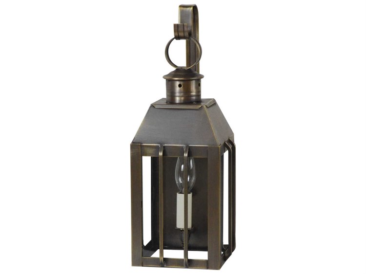 Northeast Lantern Nottingham 1-Light Outdoor Wall Light Brass