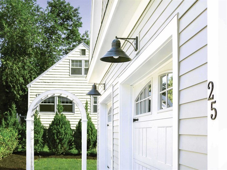 Northeast Lantern Barn 1-Light Outdoor Wall Light Brass 9