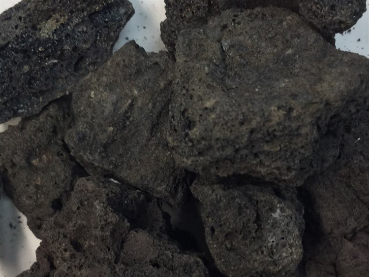 Outdoor Greatroom Black Lava Rock