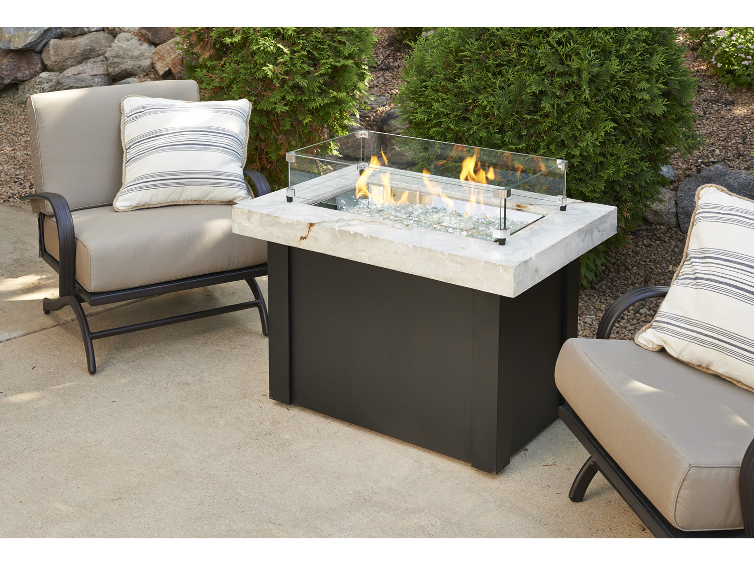 Outdoor GreatRoom Providence 36 x 25 Rectangular Crystal ...