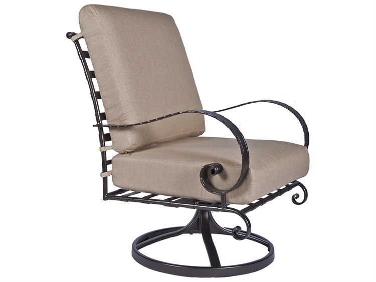 OW Lee Classico Arms Patio Lounge Chair 2