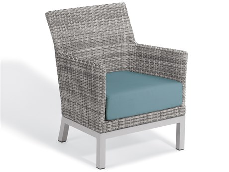 Oxford Garden Argento Wicker Lounge Chair with Ice Blue Cushion