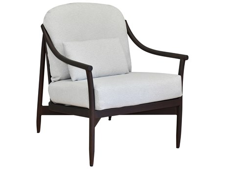 Castelle Larga Cushion Aluminum Lounge Chair with One Accent Pillow