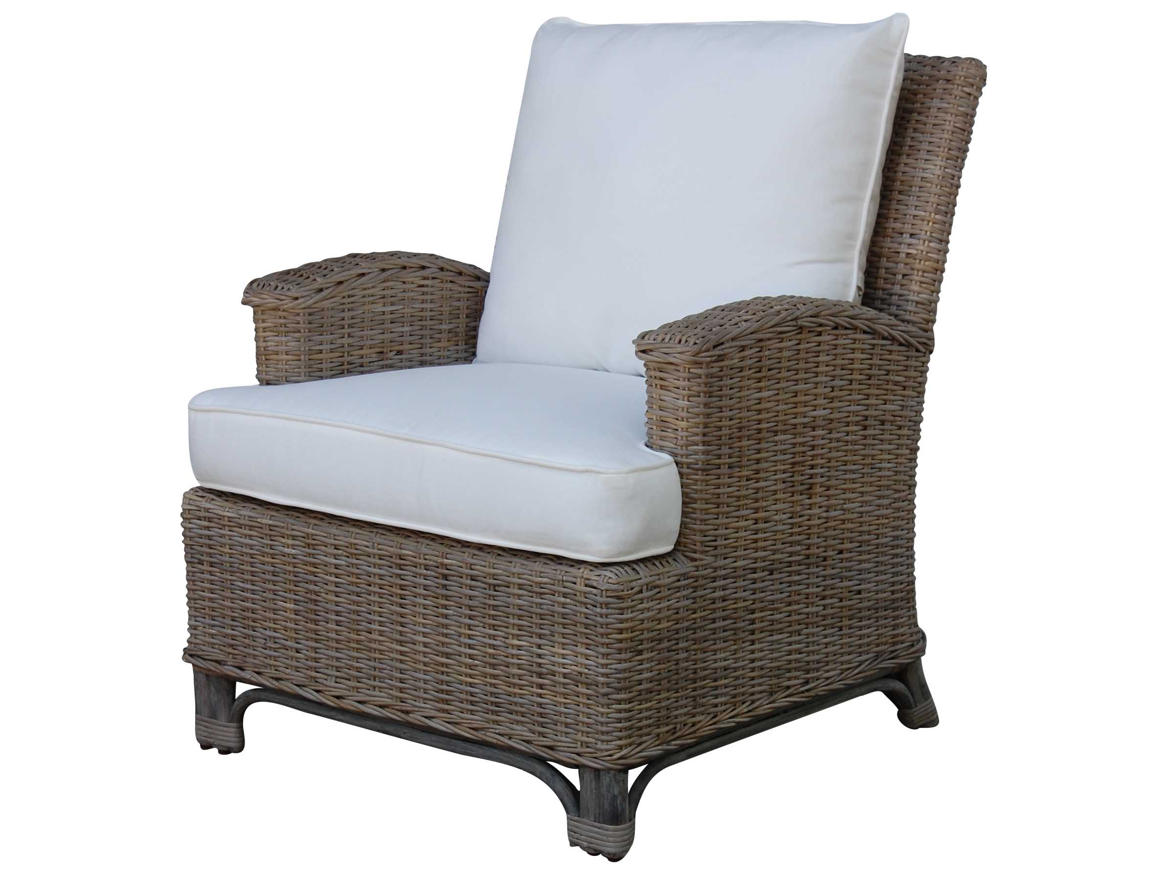Classic Outdoor Wicker Lounge Chair