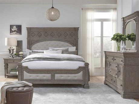 Pulaski Kingsbury Bedroom Set