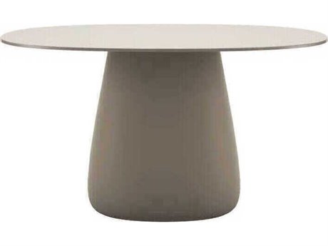 Qeeboo Outdoor Cobble Ottawa Recycled Plastic Oval Dining Table