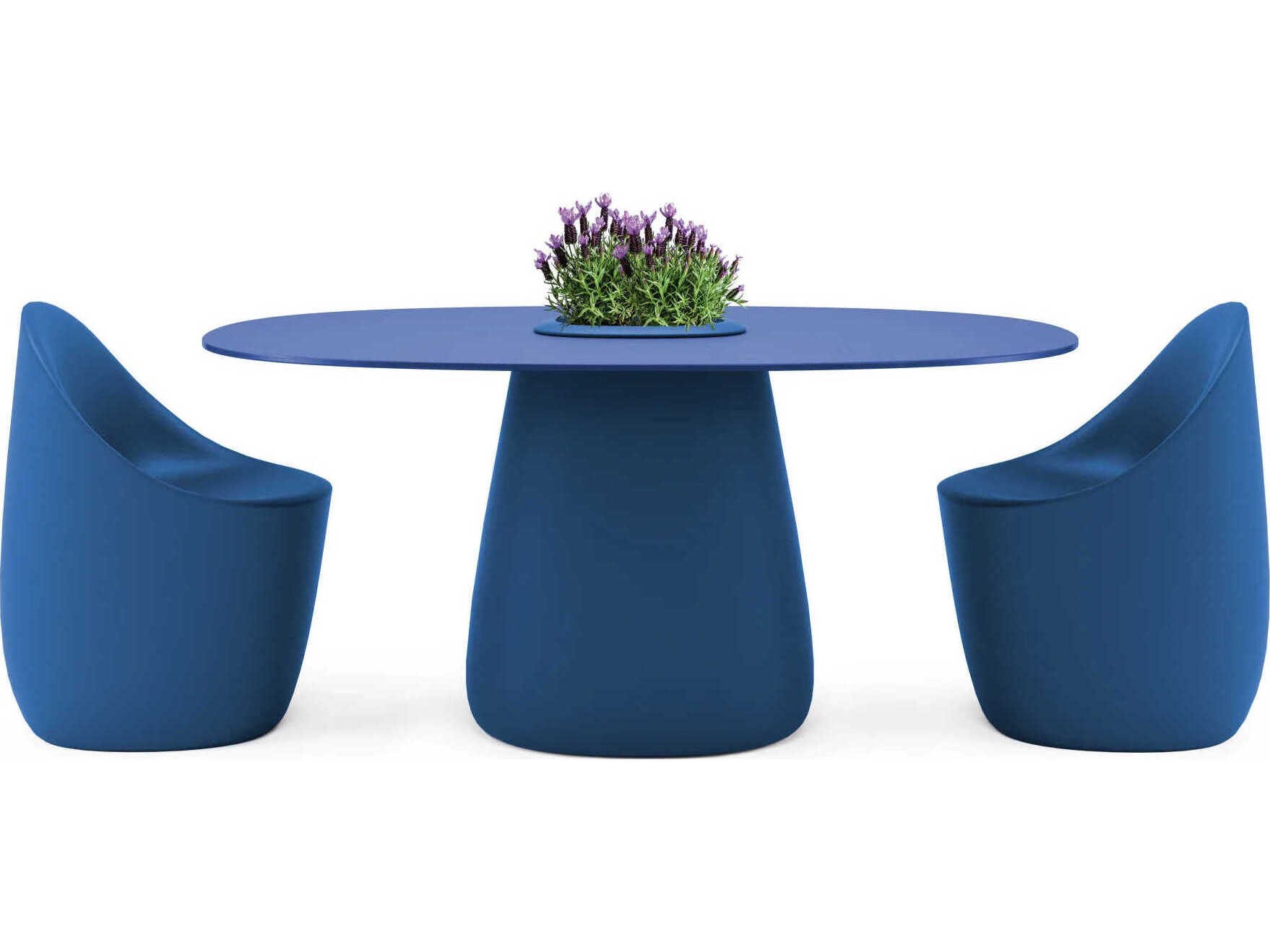Qeeboo Outdoor Cobble Recycled Plastic Dining Set