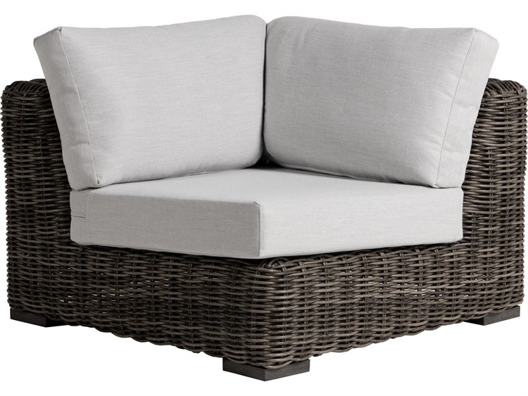 Ratana Cubo Aluminum Wicker Lounge Chair