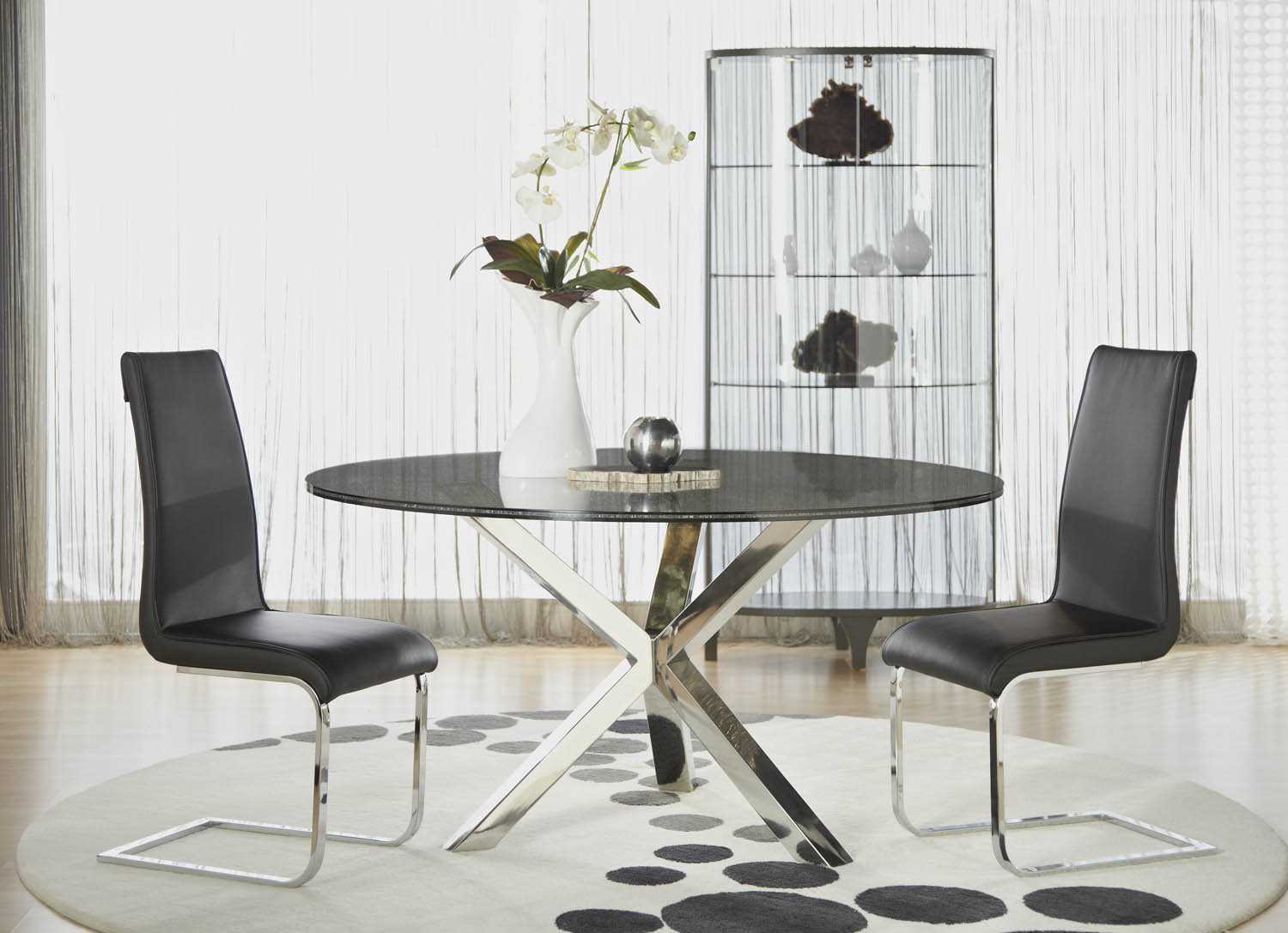 Star International Furniture Ritz Mantis Dining Room Set