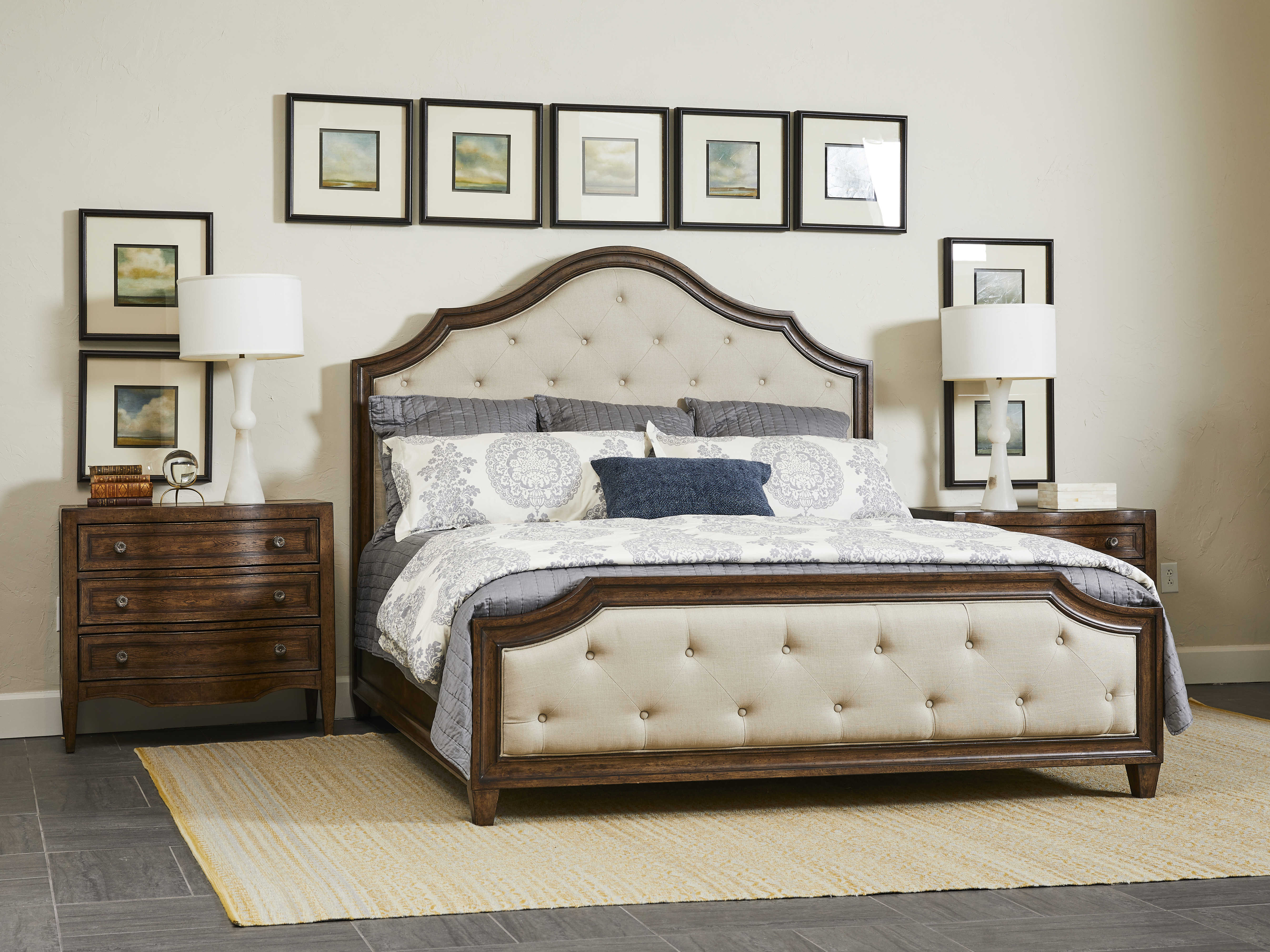 Stanley Furniture Thoroughbred 3 Drawers Nightstand SL8743382