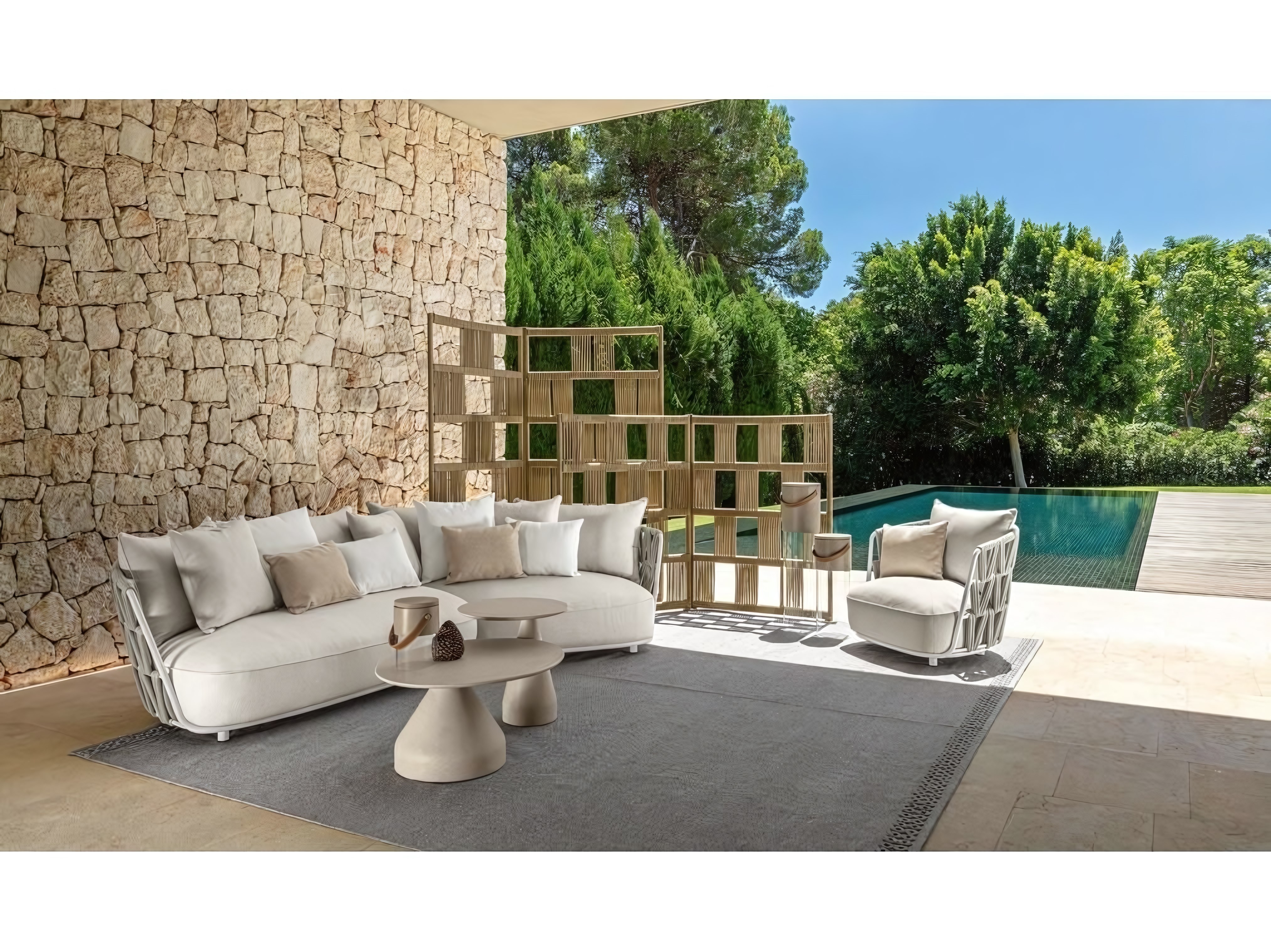 Talenti USA Swipe Sectional Lounge Set