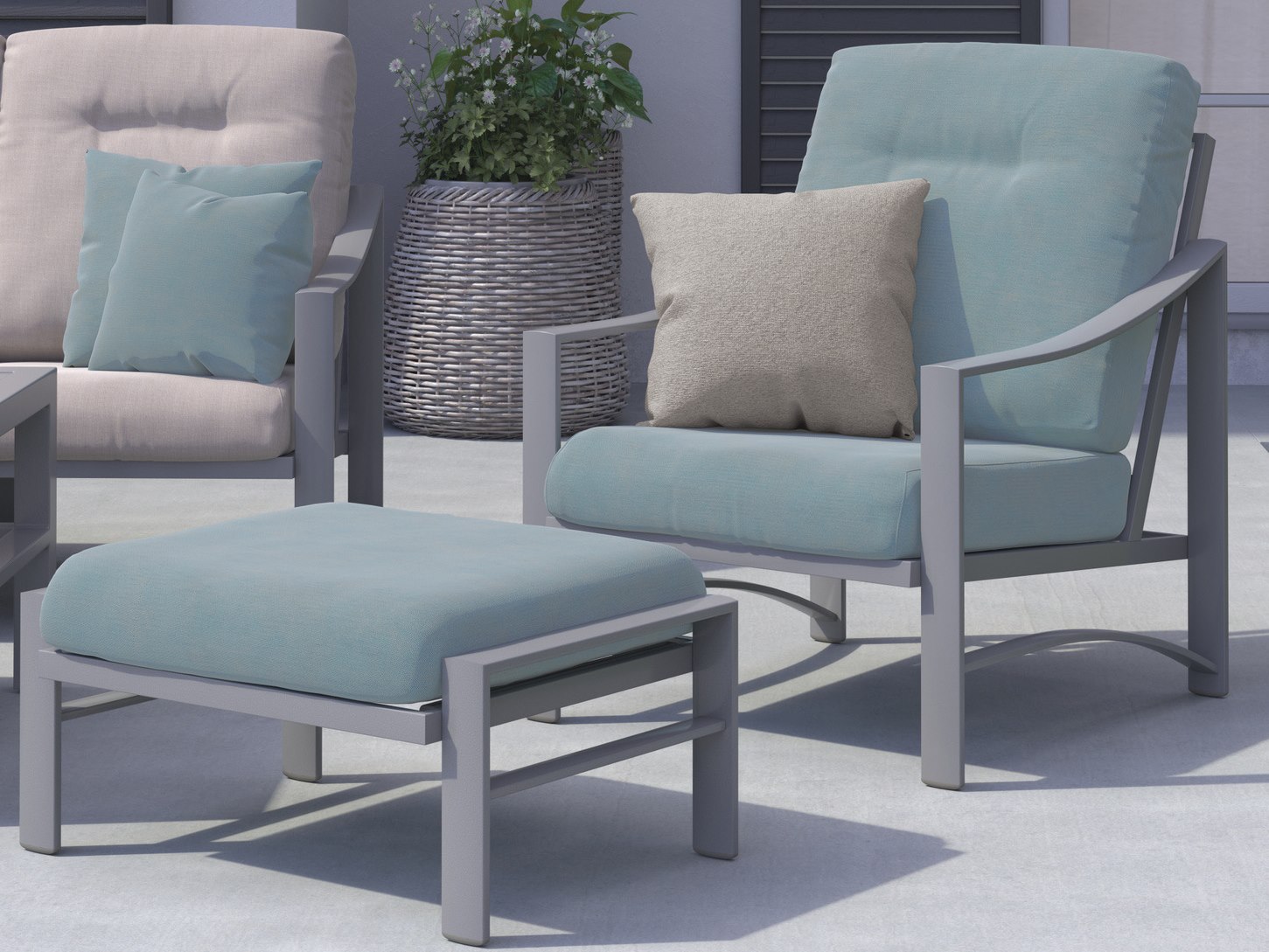 Tropitone Kenzo Cushion Aluminum Lounge Set