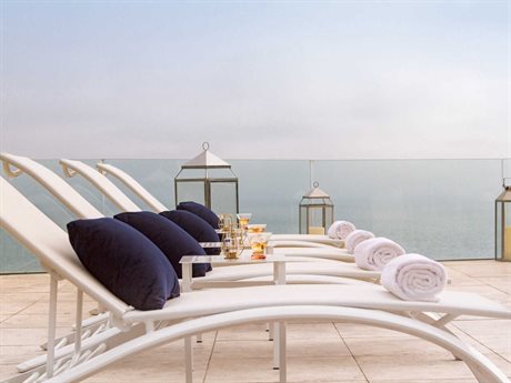 Tropitone South Beach Relaxed Sling Aluminum Lounge Set
