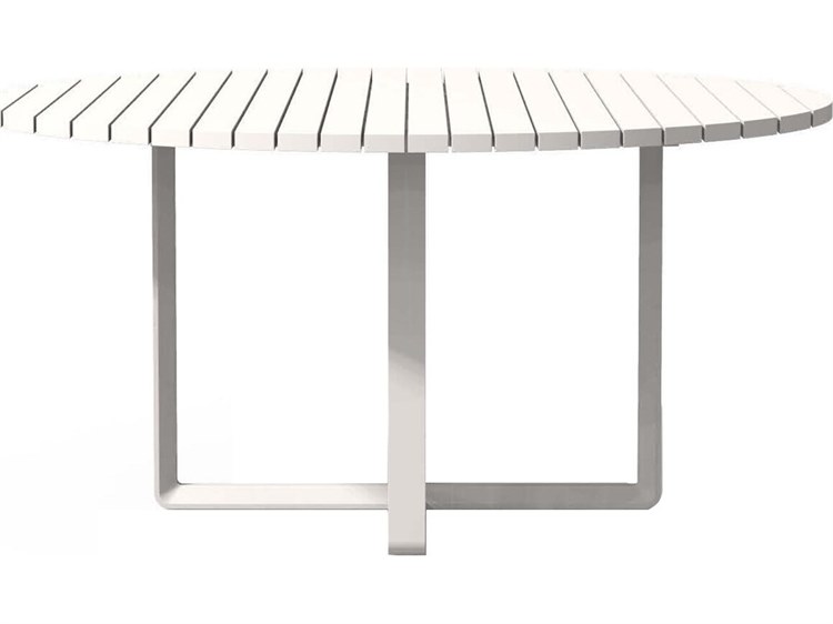 Vanguard Furniture Outdoor Breeze Round Dining Table