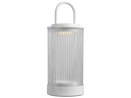Visual Comfort Modern Tawa 1-Light Outdoor Lamp
