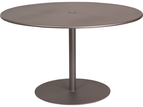 Woodard Wrought Iron ADA Round Dining Table with Umbrella Hole