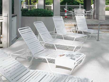 pool sun chairs