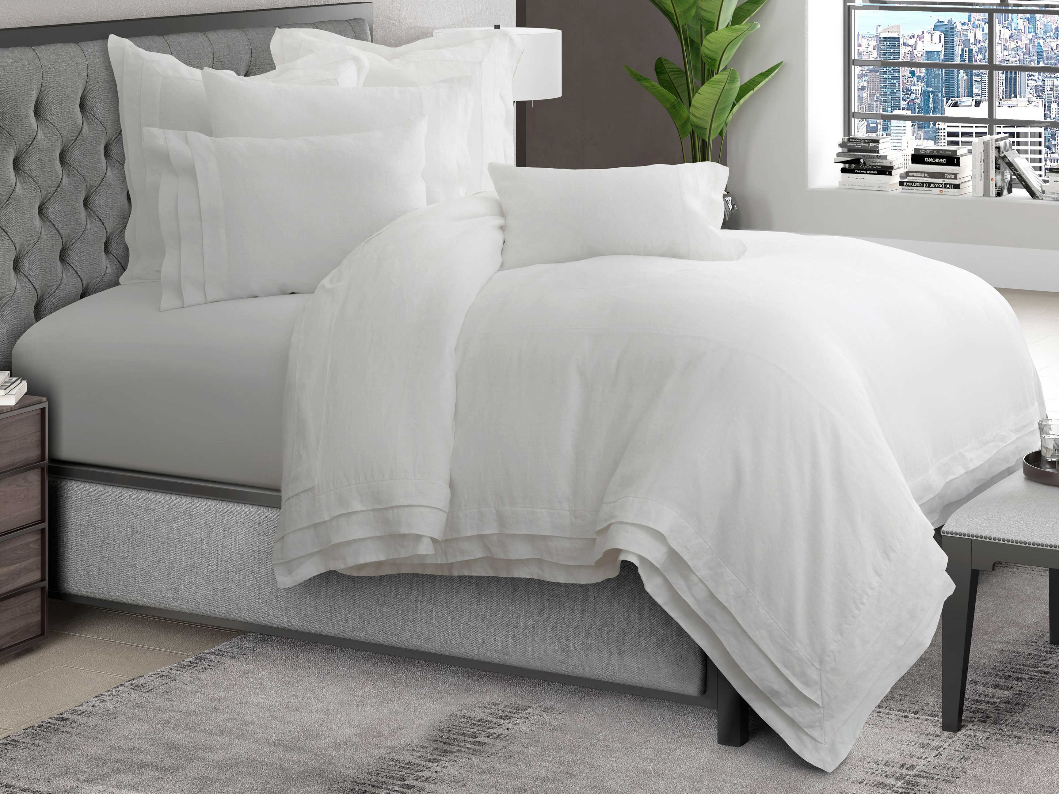 Michael Amini Addison White Six-Piece Queen Duvet Set | AICBCSQD06ADISNWHT