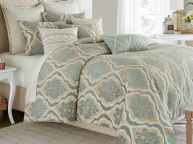 AICO Furniture Avery Manor Comforters | AICBCSQS09AVERYSPA
