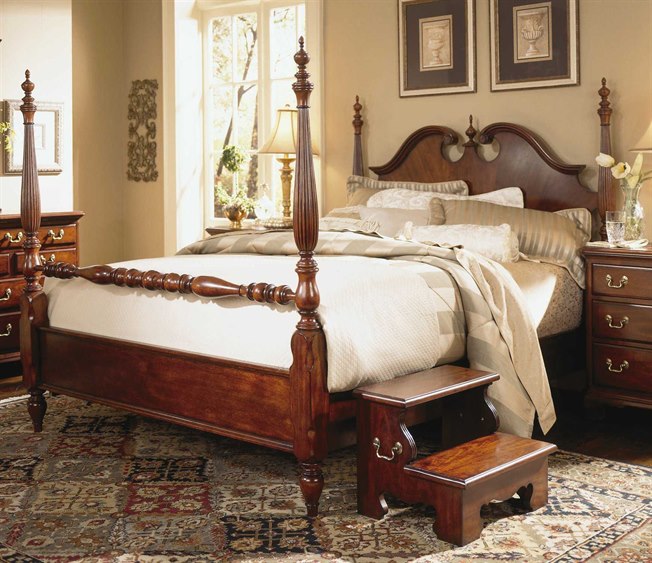 American Drew Cherry Grove Classic Antique Low Poster Queen Bed American Drew Cherry Grove Classic Antique Low Poster Queen Bed 791 383r