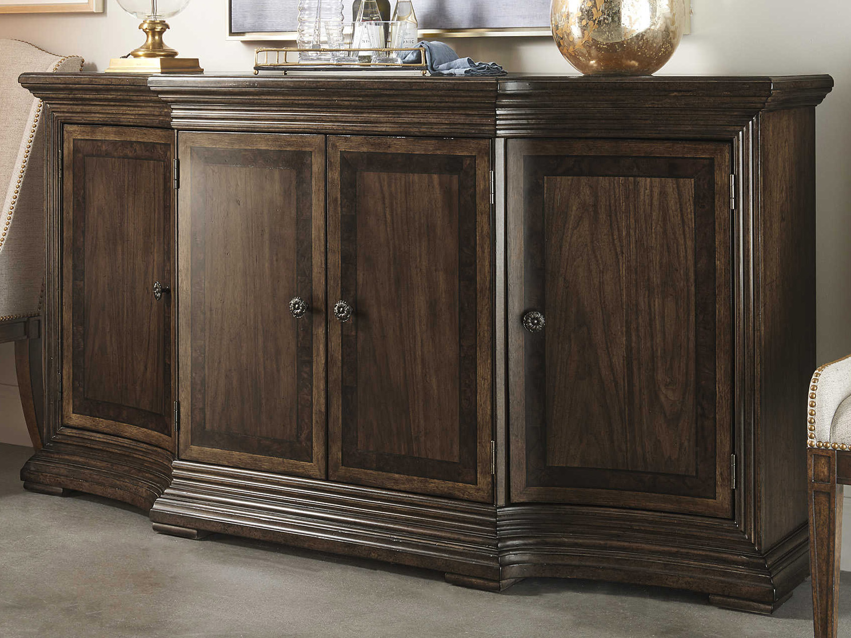A.R.T. Furniture Kingsport Medium Oak Buffet AT2802522603
