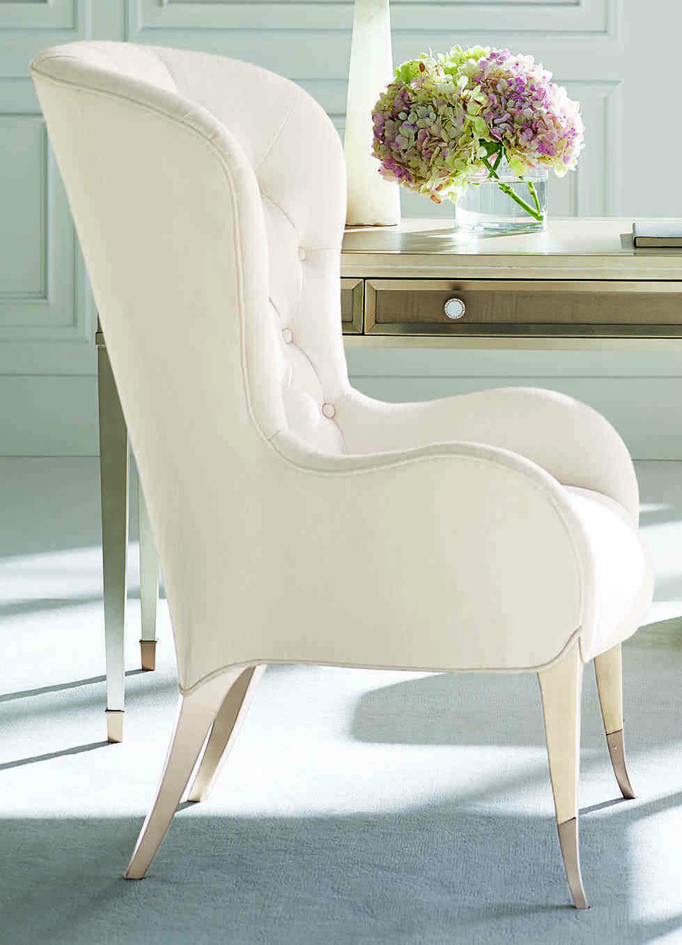 Cream Accent Chairs For Living Room | Baci Living Room