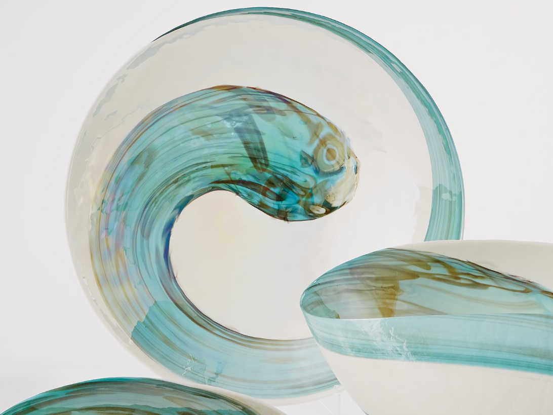 Global Views Swirl Aqua Decorative Plate GV331385