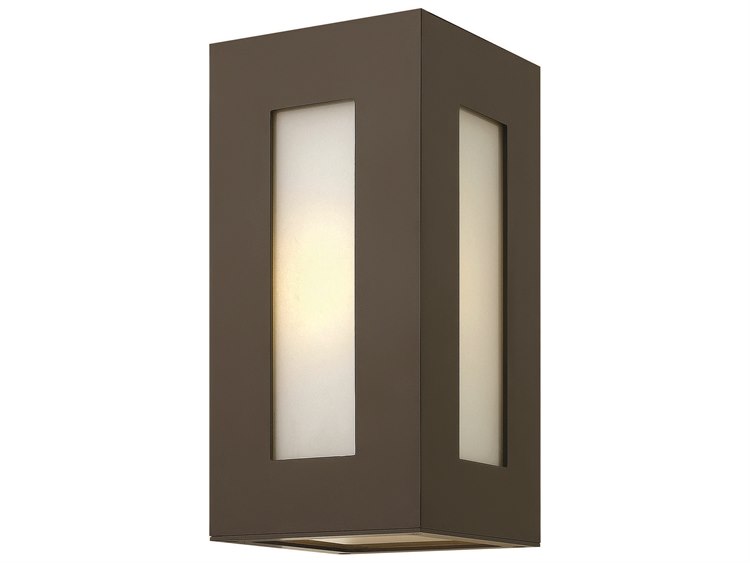 Hinkley Dorian Outdoor Wall Light