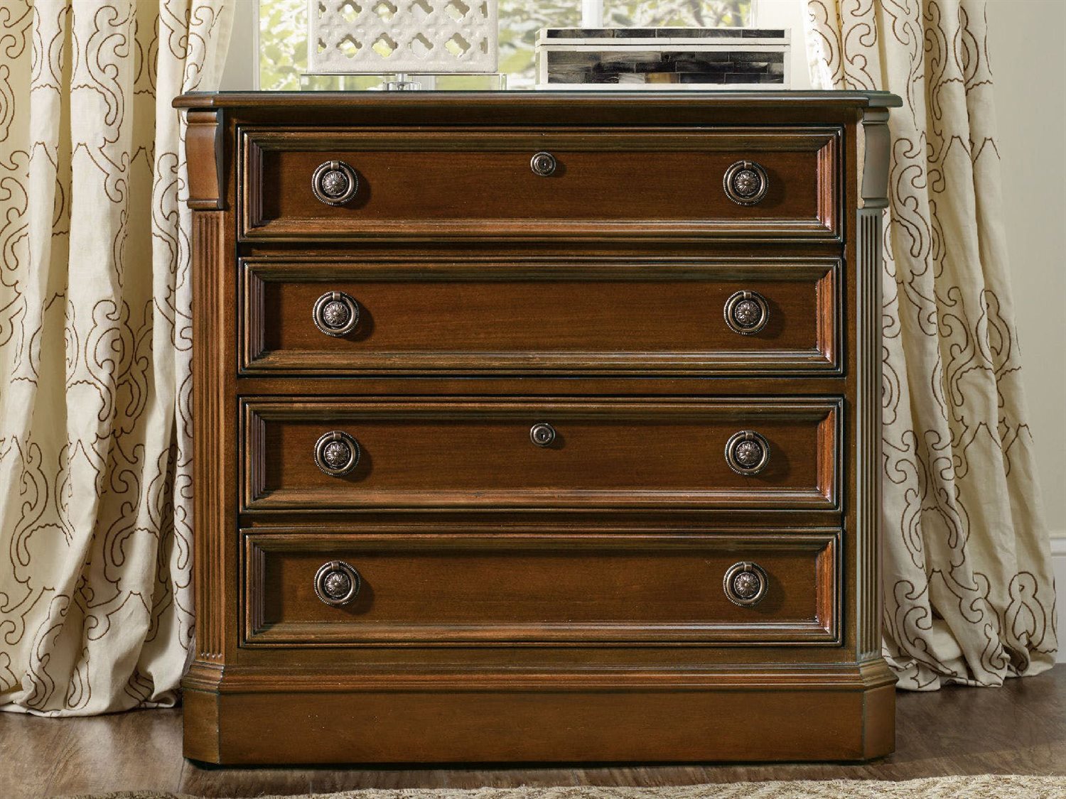 Hooker Furniture Brookhaven Distressed Medium Cherry Lateral