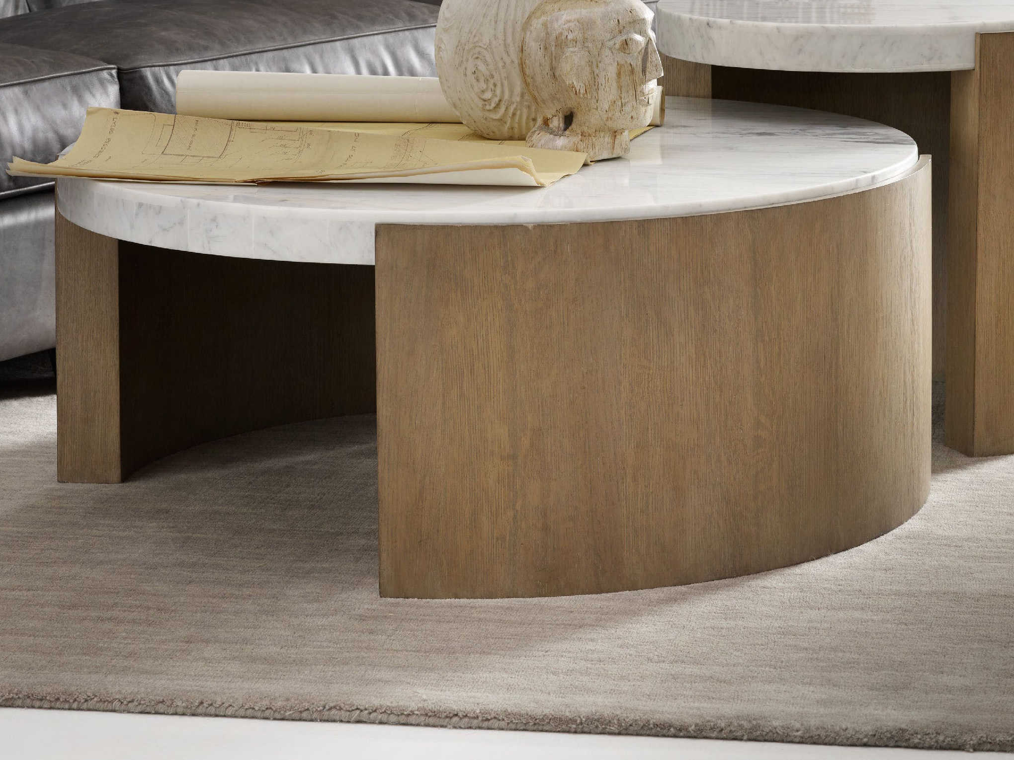 Luxe Designs 41 Wide Round Coffee Table Lxd17017930989wh1