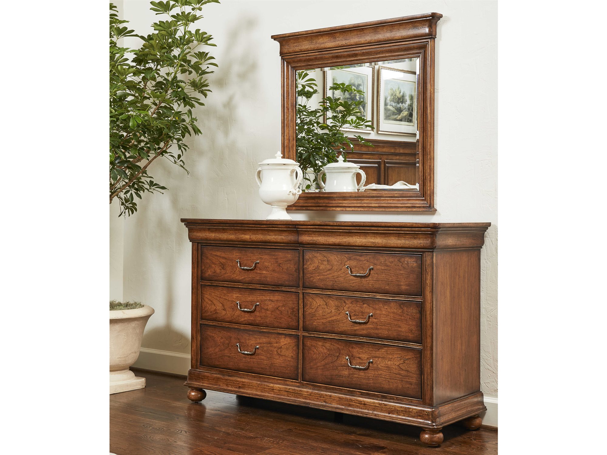 Stanley Furniture Louis Philippe Double Dresser With Mirror