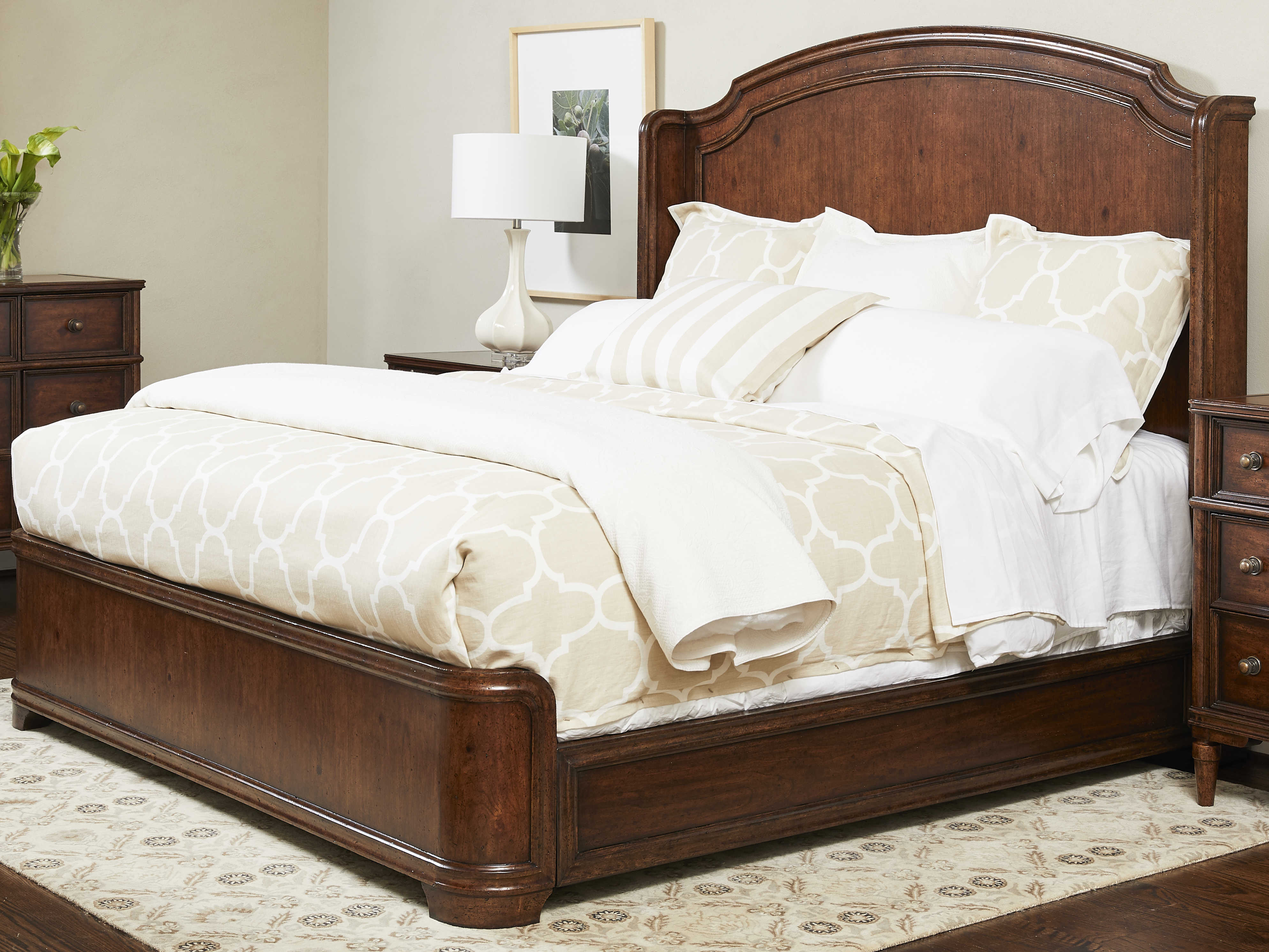 Stanley Furniture Vintage King Panel Bed